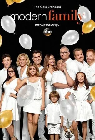 مسلسل Modern Family الموسم العاشر الحلقة 17 السابعة عشر