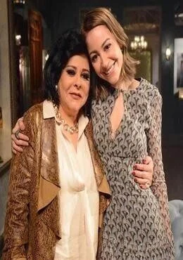 برنامج صاحبة السعادة الحلقة 32 الثانية والثلاثون منة شلبي