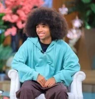 معكم مني الشاذلي 2023 – حلقة نويل روبنسون