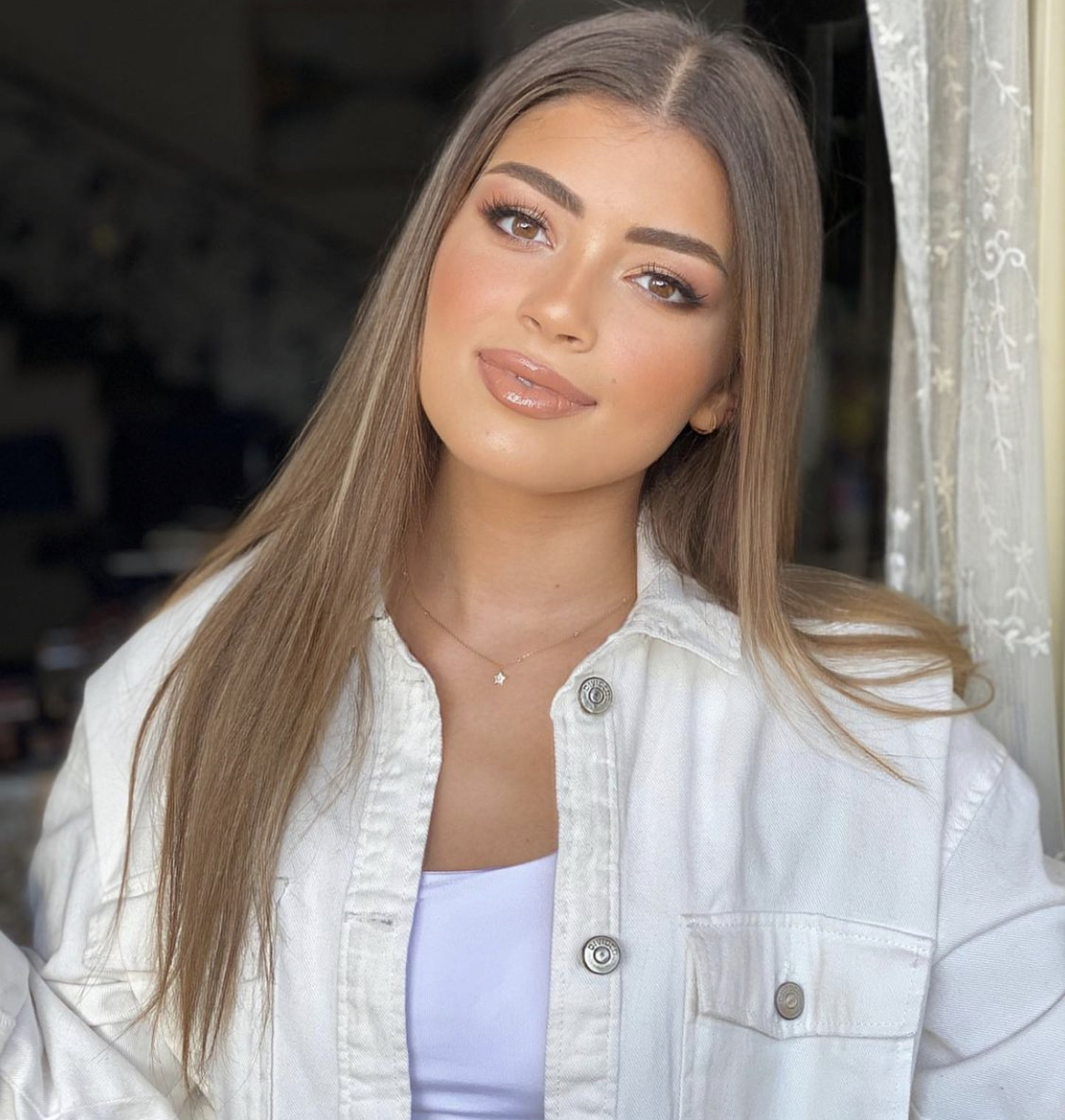 ليلى أحمد زاهر